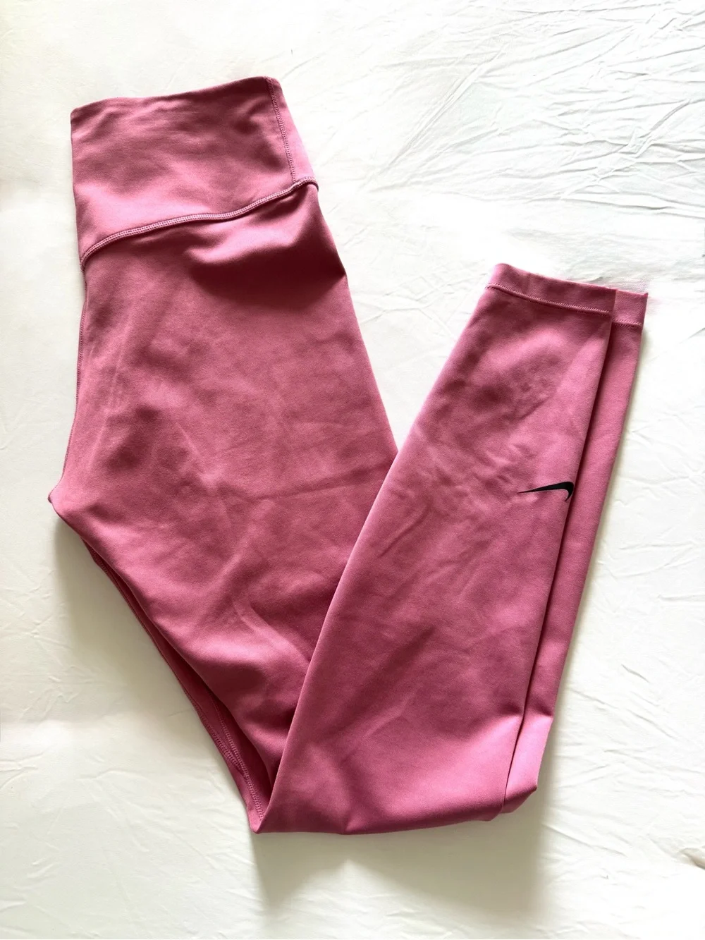 Nike Rose High-Waist Leggings
